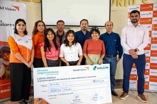 Graduación jóvenes Youth Ready-proyecto Holcim_31 (1)